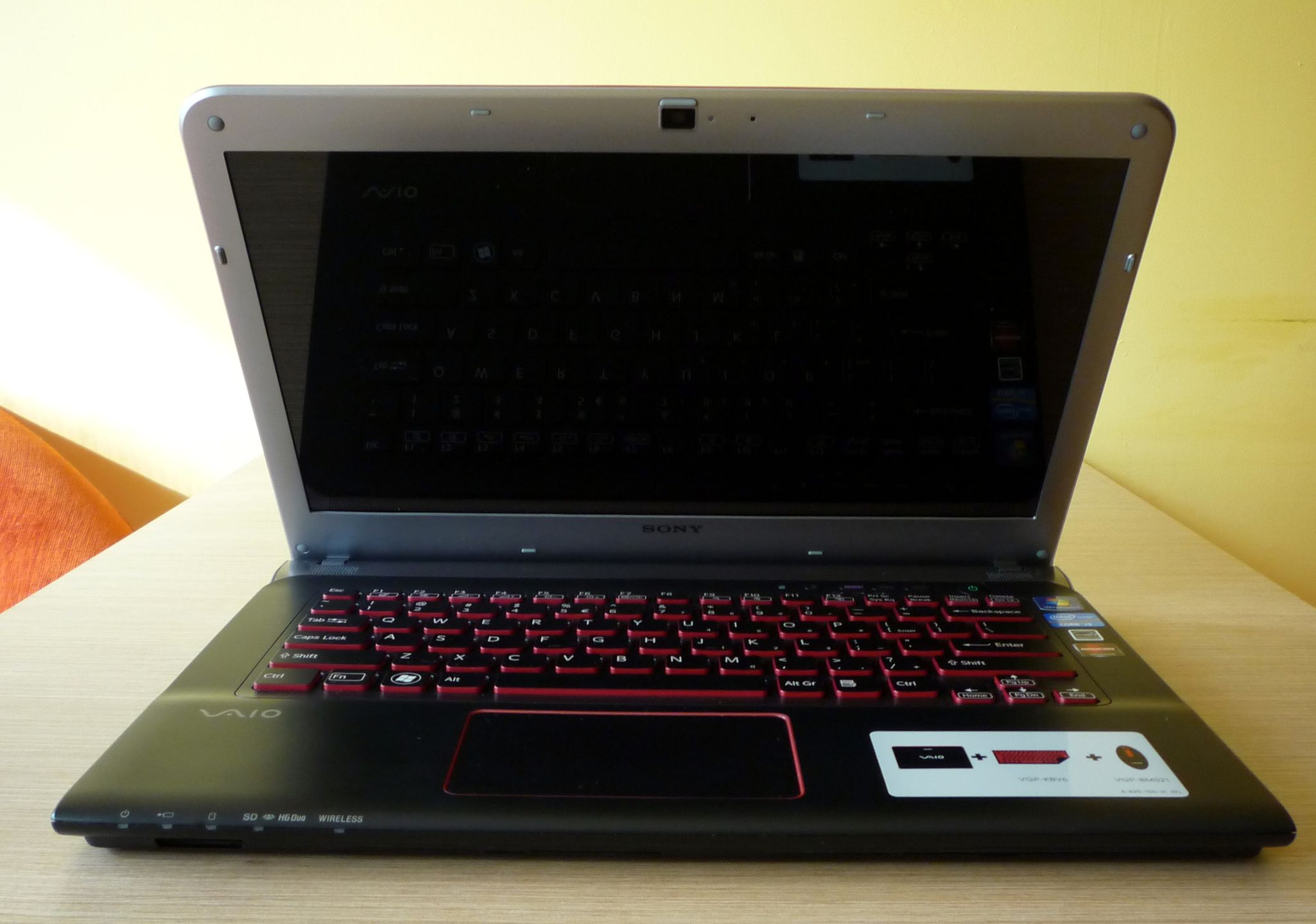 Sony VAIO E14 – 14-calowy obiekt pożądania [test] 4