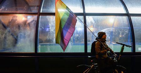 Makowski: "Dużo słów, mało czynów. Walka o postulaty osób LGBT dla nikogo nie jest 'wygodna'" [OPINIA]