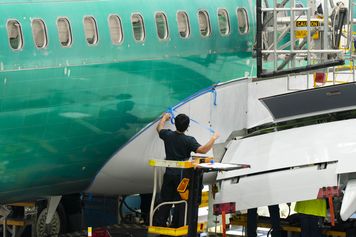 Boeing nie dowiezie planu 500 dostaw 737 MAX w 2026 r. Problemem są skrzydła