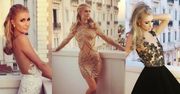 Paris Hilton pozuje w Cannes na balkonie