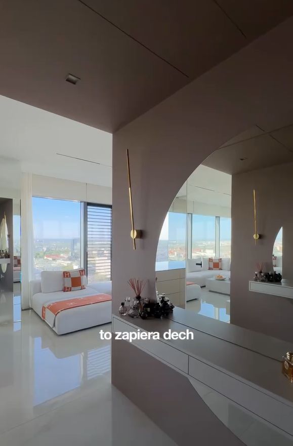 Apartament Julii von Stein na sprzedaż