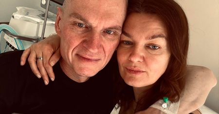 "Najpiękniejszy poranek". Żona Poczobuta jest z nim w szpitalu
