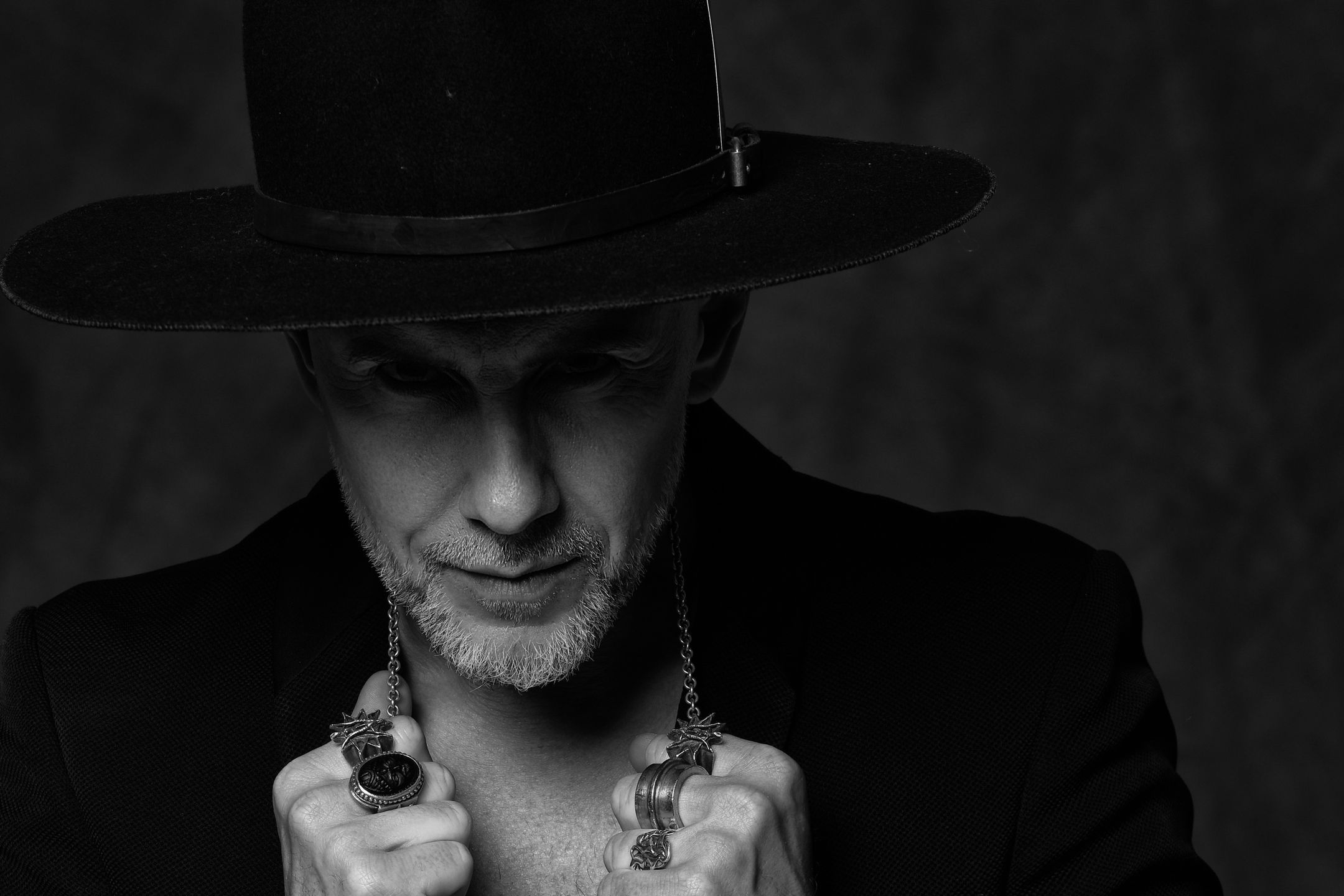 Nergal przyznał, że niebawem zrobi jakąś kolejną odskocznię