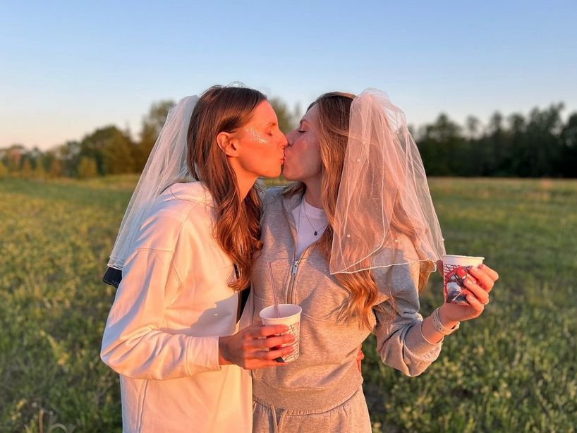 Marta Warchoł i Iwona Widomska