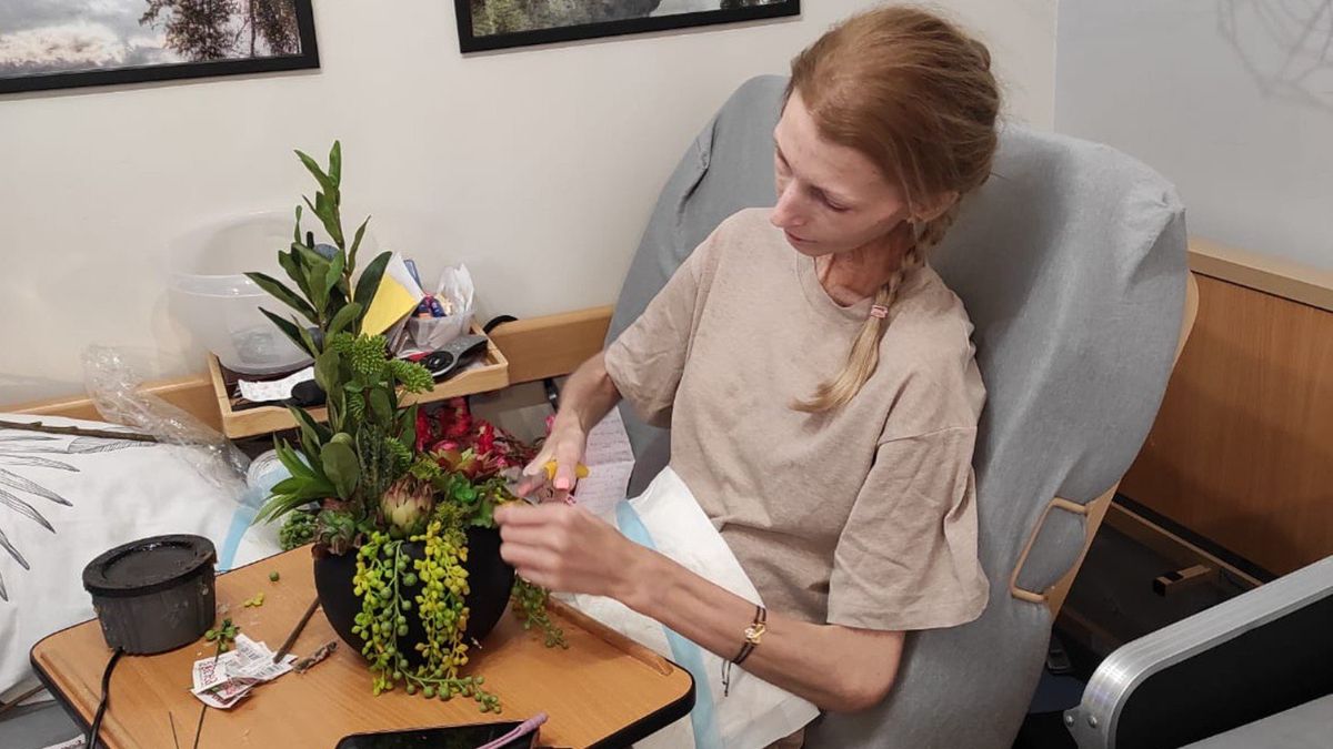 Przykuta do łóżka kobieta walczy z chorobą i urzędami