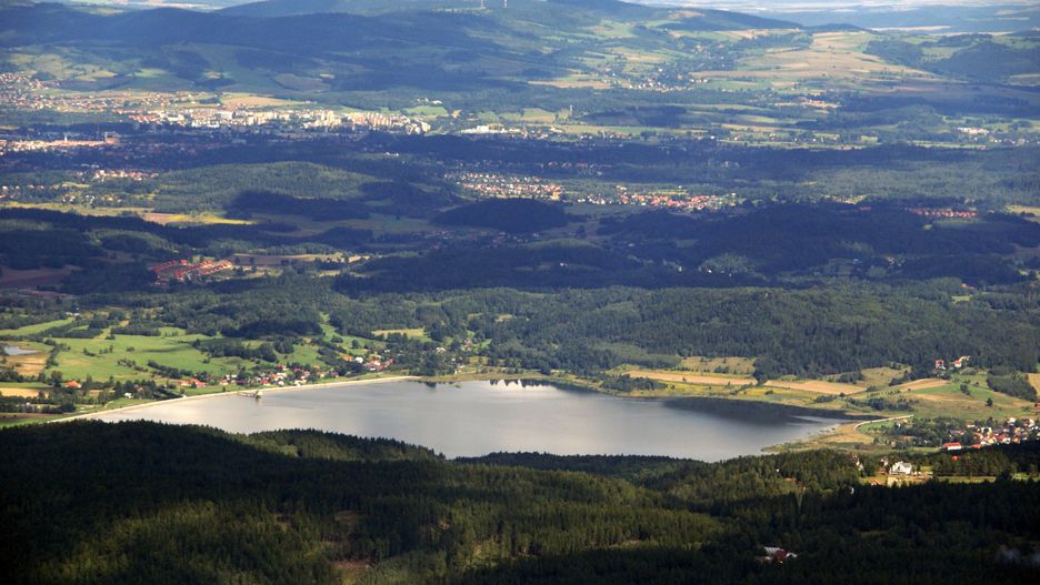 Jelenia Góra. Zbiornik Sosnówka zostanie zamknięty. Błędy konstrukcyjne powodują wycieki