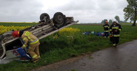 Wypadek samochodu przewożącego butlę z gazem propan-butan