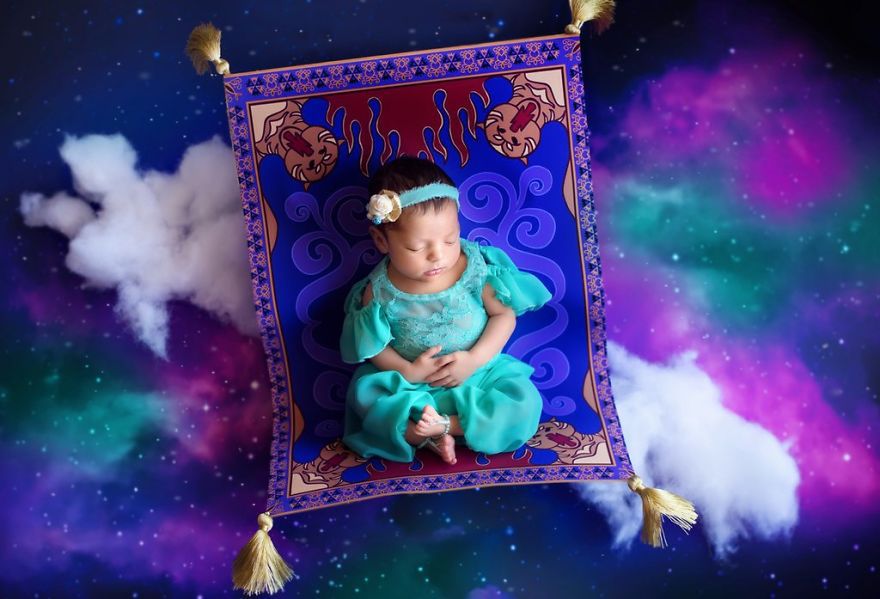 Sesja niemowlaków ucharakteryzowanych na księżniczki Disneya 8