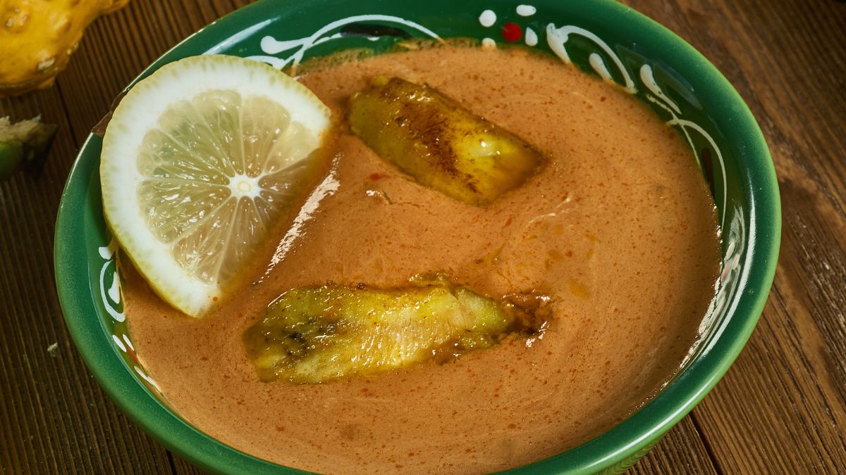 Tanzańska zupa z pomidorami i plantanami