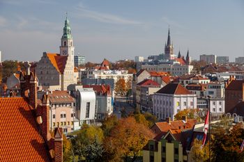 Pogoda w Olsztynie. Prognoza na piątek 8 maja. Chłodno, dużo chmur i możliwy wieczorny słaby deszcz