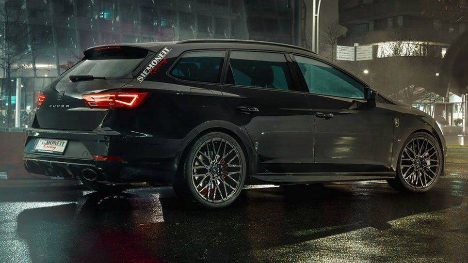 Nic poza akcesoryjnymi felgami nie zdradza, że mamy do czynienia ze zmodyfikowaną Cuprą.