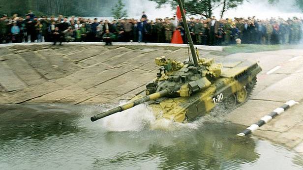 Najstraszliwsza broń dzieciństwa powraca! Rosjanie opatentowali militarny patyk z kupą 1