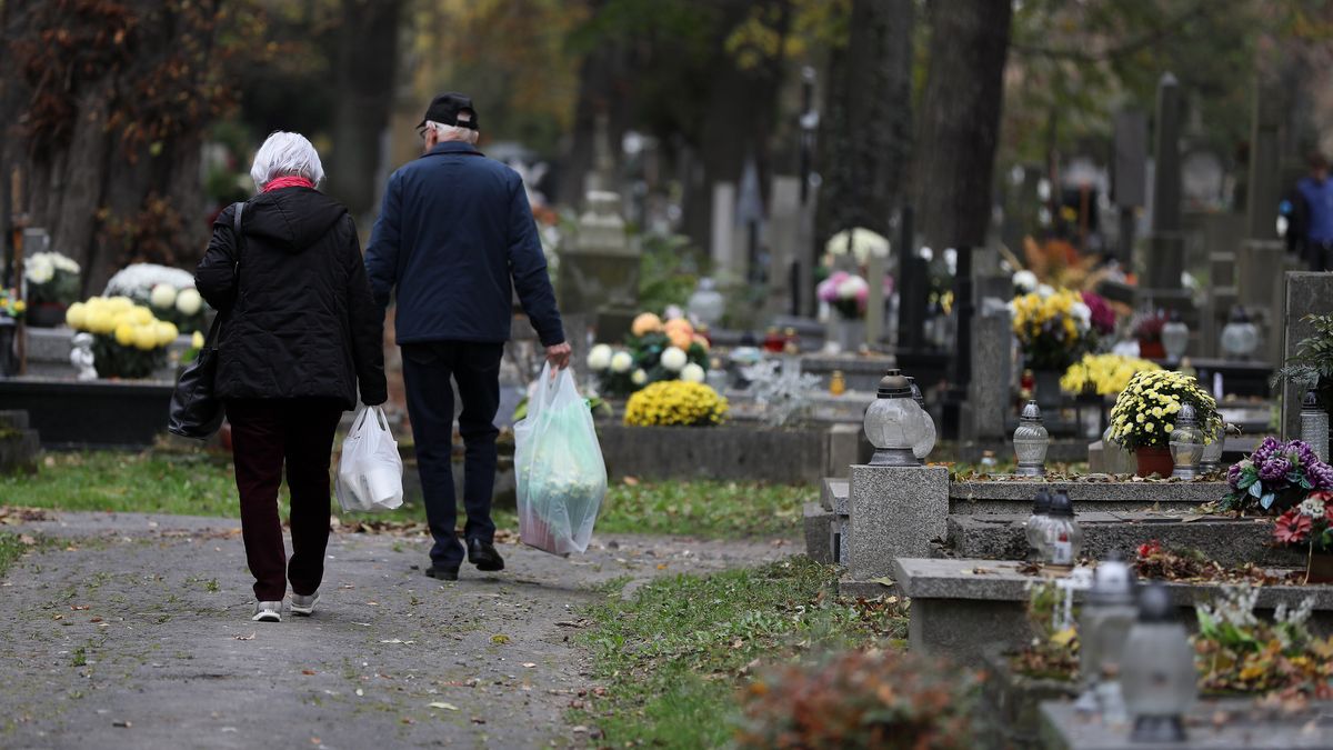 Bezprawne opłaty na cmentarzach. Sądy wydają wyroki