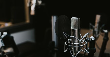 AI przywraca wspomnienia. Odtworzyła głos ocalałej z zagłady getta warszawskiego