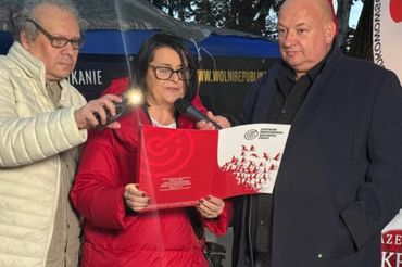 Delegacja SDP przed siedzibą Trybunału Konstytucyjnego, fot. SDP.pl