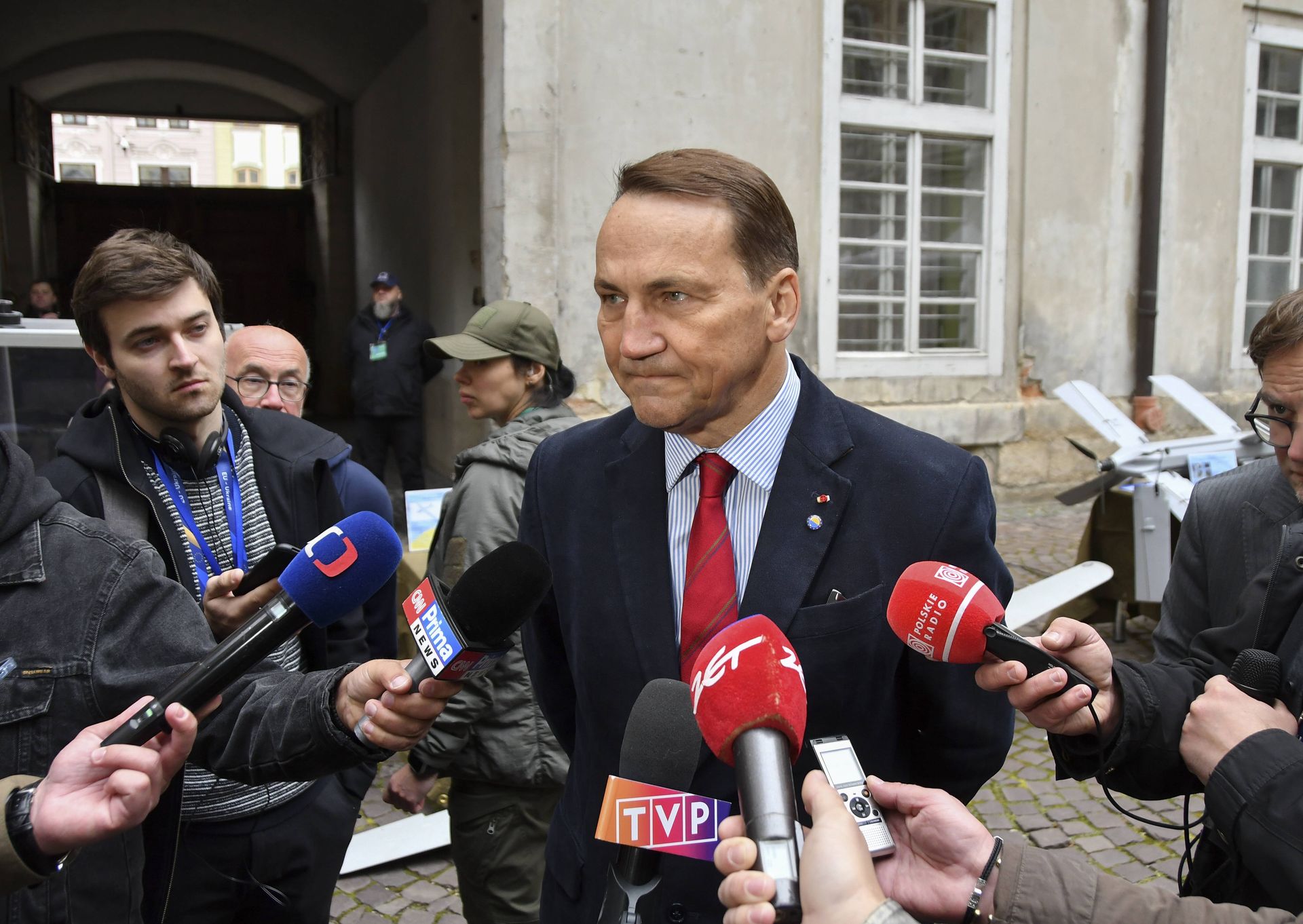 Sikorski: potrzebujemy prezydenta, który odróżni UE od III Rzeszy