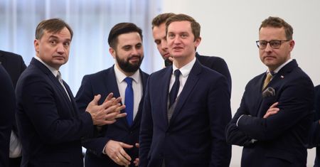 "Skruszony świadek koronny" sypie. W PiS już mają gotowy przekaz