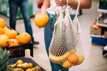 Czy żyjemy zgodnie z filozofią "zero waste"? Staramy się, ale wychodzi to różnie