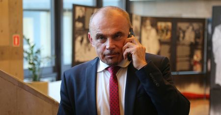 Niedziela handlowa 27 grudnia. Bujara: Po co? Kto weźmie odpowiedzialność?