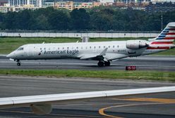 Awaryjne lądowanie w USA. "Załoga pukała do kokpitu"