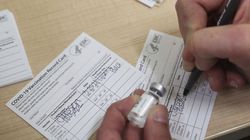 Szczepionka Johnson & Johnson. Jakie są najczęstsze powikłania? 