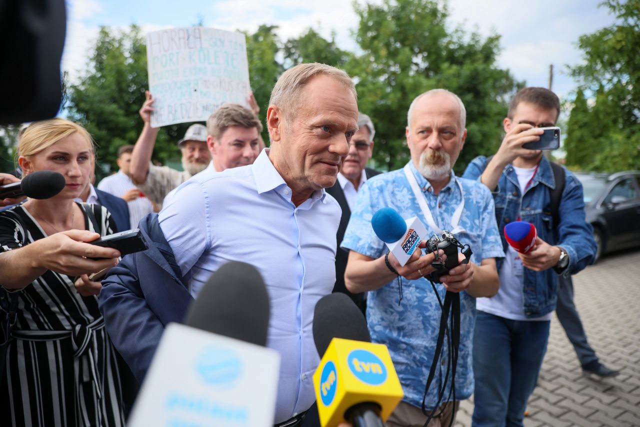 Tusk drwi z Morawieckiego. "Podjął heroiczny bój ze skażeniem Odry"