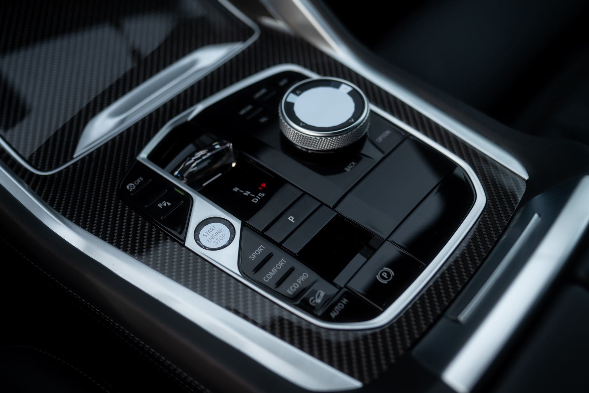BMW X6 M60i
