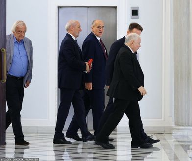 Będzie kandydował, ale wycofa się z kampanii? Kłopoty ministra z aferą wizową obciążają PiS