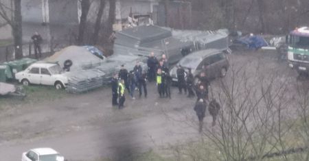 Pościg ulicami Lublina, ranny policjant i broń w aucie. Poznaliśmy szczegóły dotyczące wczorajszego zatrzymania