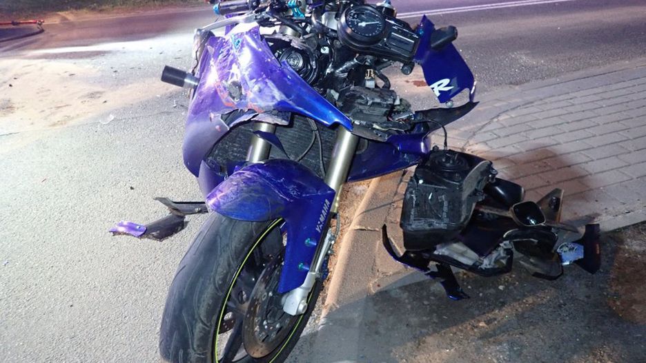 Rybnik. Kierujący motorem z wypadku wyszedł bez poważniejszych obrażeń.