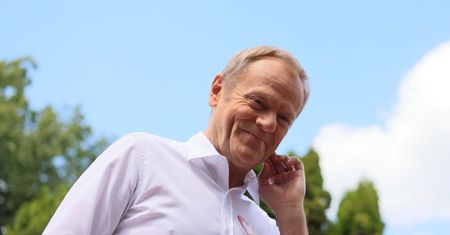 Dlaczego Hołownia i Kosiniak-Kamysz nie przemawiali na marszu? Tusk zażartował
