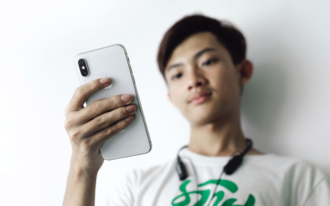 Apple może oberwać z powodu bana na WeChata. Sprzedaż iPhone'ów niższa o nawet 30 proc.