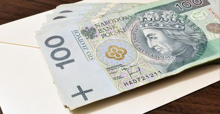 Pożyczyłeś pieniądze rodzinie? Tego terminu musisz pilnować