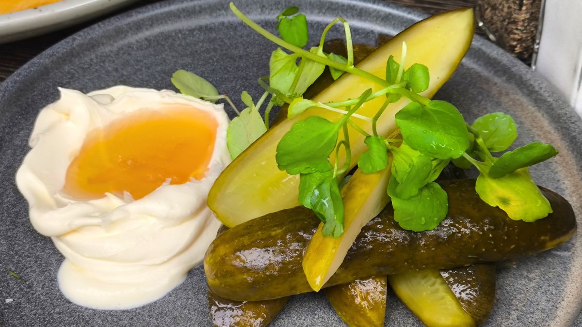 Ogórki ze śmietaną i miodem