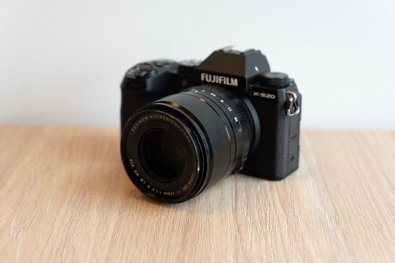 Fujifilm X-S20