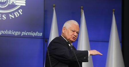 Oto jak złoty reaguje na słowa Adama Glapińskiego. "Koniec jest bliski"