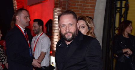 Kamil Durczok zapytał o szczepienie Jarosława Kaczyńskiego. Rzecznik PiS zmieszał go z błotem