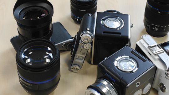 Samsung ma średni format, ale... 1