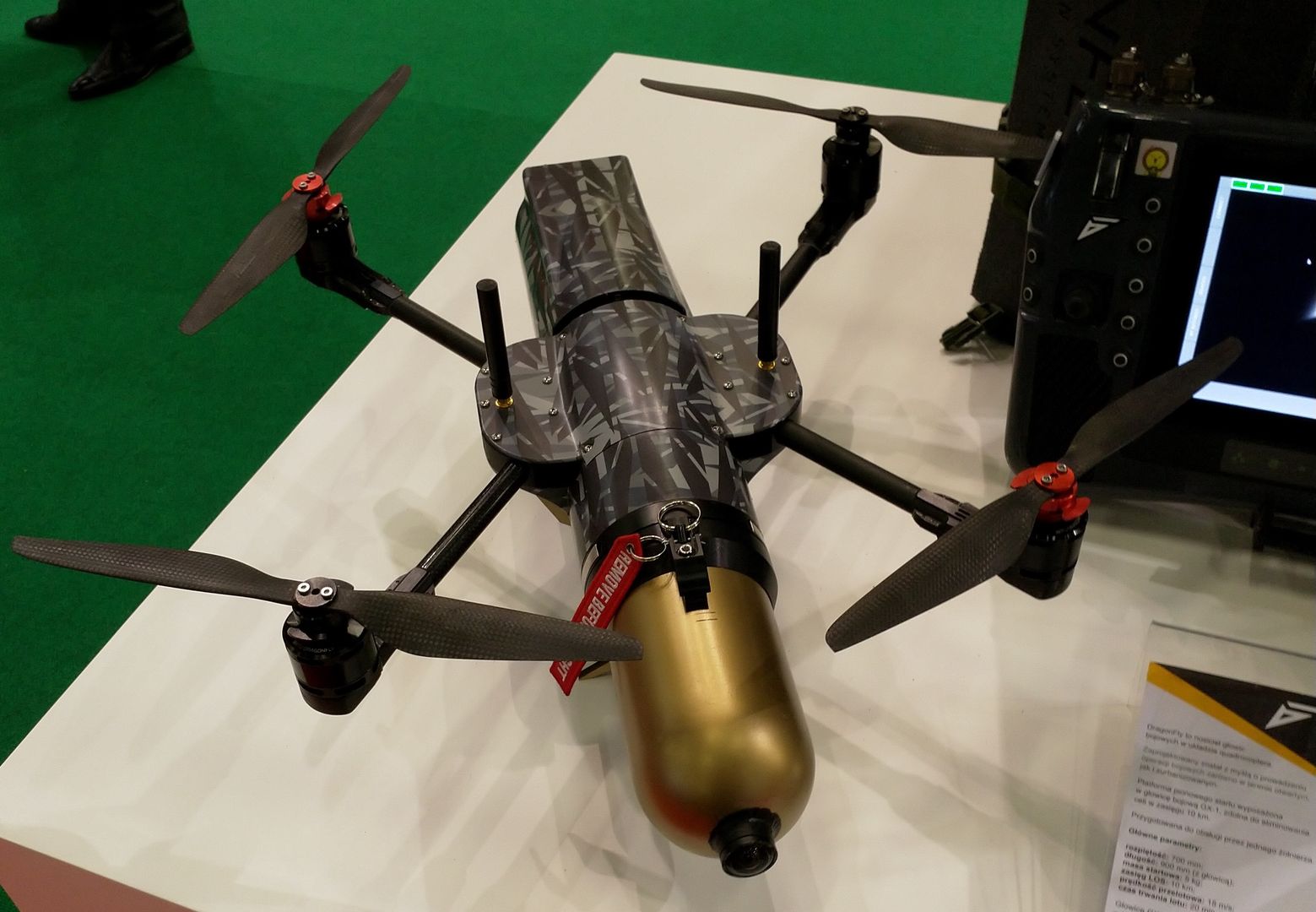 Dron DragonFly.