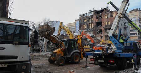 Ataki na Charków i Czarnomorsk. Rosja uderza w kluczową infrastrukturę