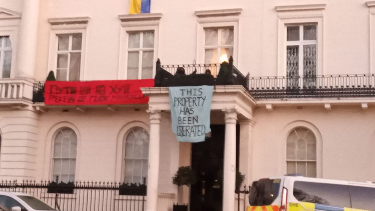 Rezydencja oligarchy zajęta.