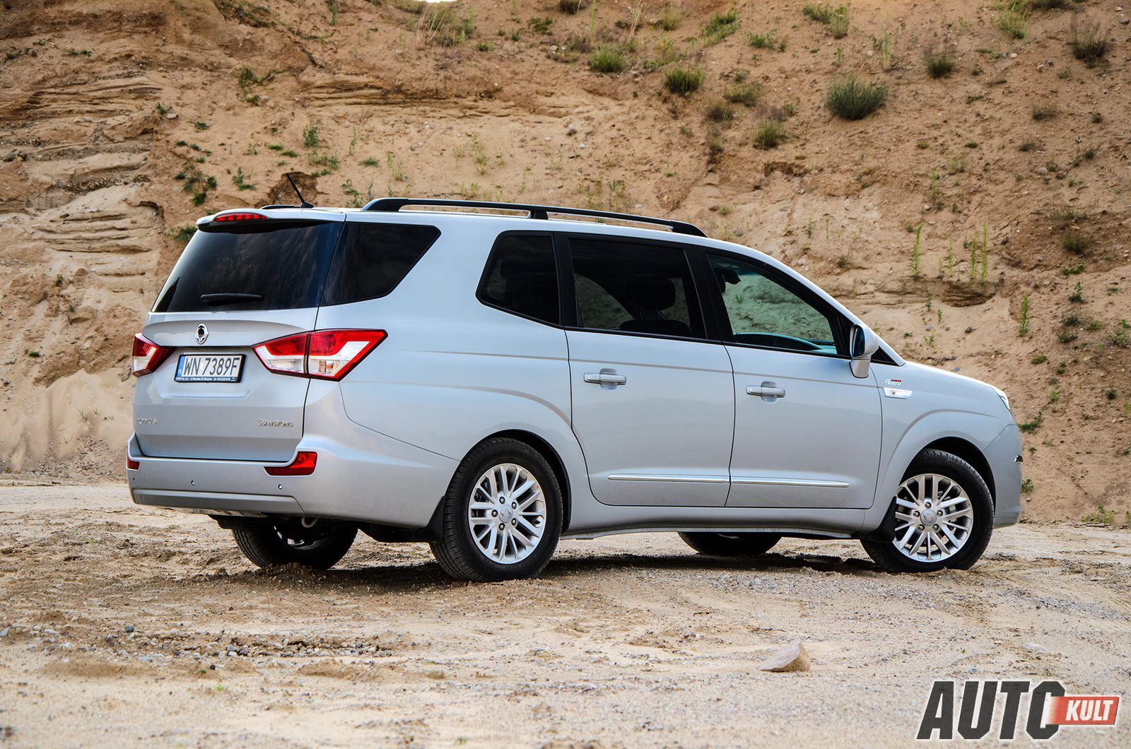 SsangYong Rodius 2,0 Sapphire 4WD AT - test [galeria zdjęć] 8