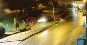Auto wjechało w pieszego. Przerażające nagranie ze Śląska