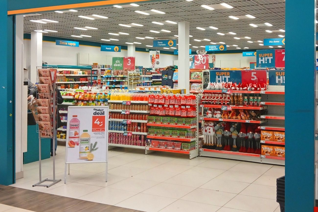 Znana sieć sprzedana za 1 zł. Ma w Polsce ponad 300 sklepów
