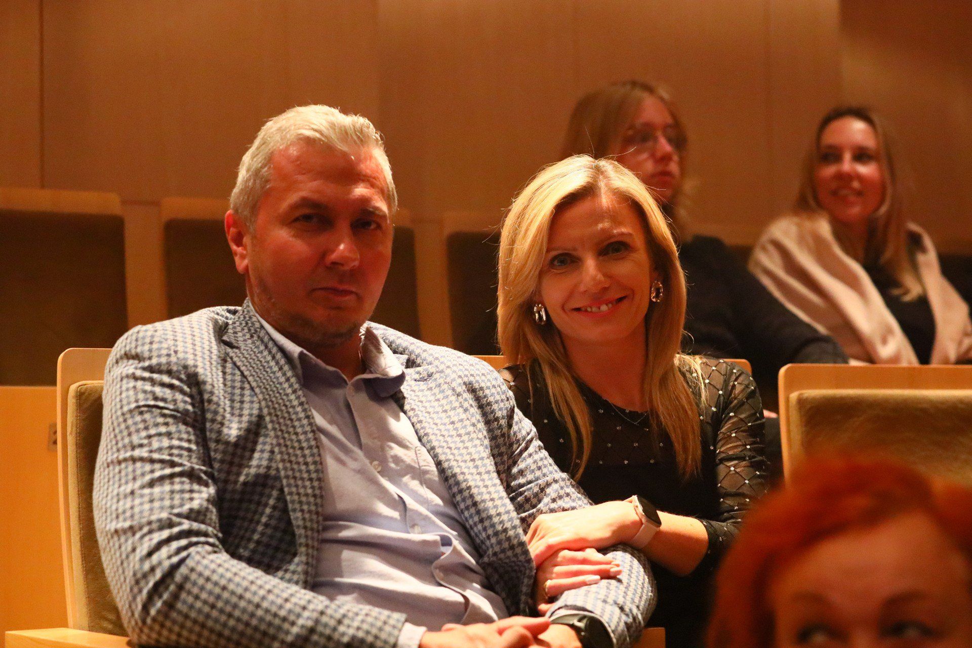 Na publiczności były zarówno pary, grupy znajomych, jak i całe rodziny