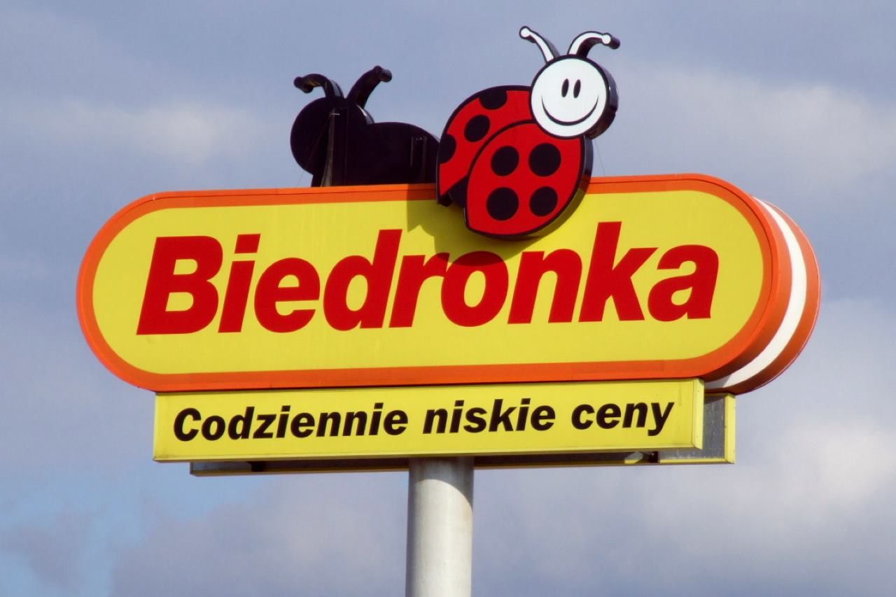 Atak phishingowy na klientów Biedronki. Przestępcy kuszą bonem na 50 zł