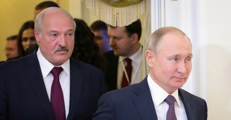 Białoruś. Mińsk i Moskwa komentują przymusowe lądowanie samolotu