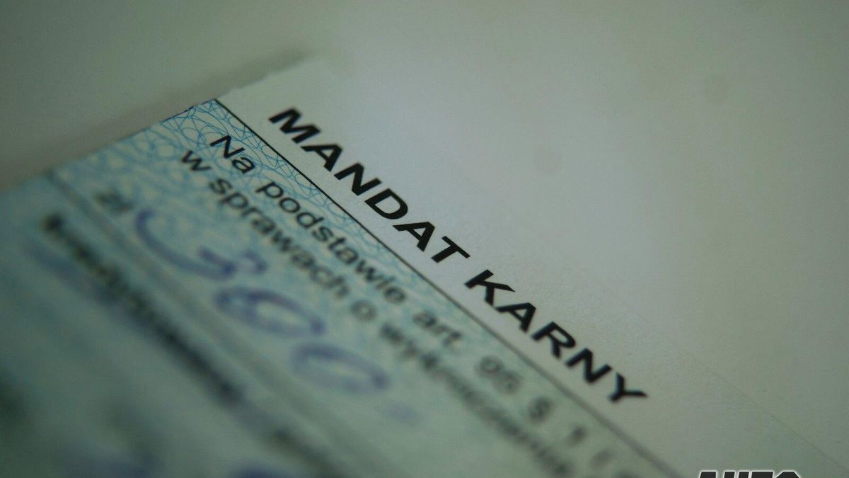 Mandat za przekroczenie prędkości o 41-50 km/h wynosi od 300 do 400 zł