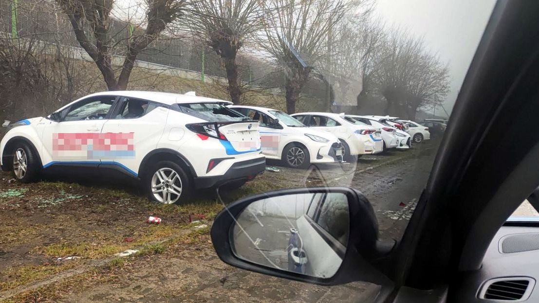 Samochody zniszczone na gdańskiej Matarni