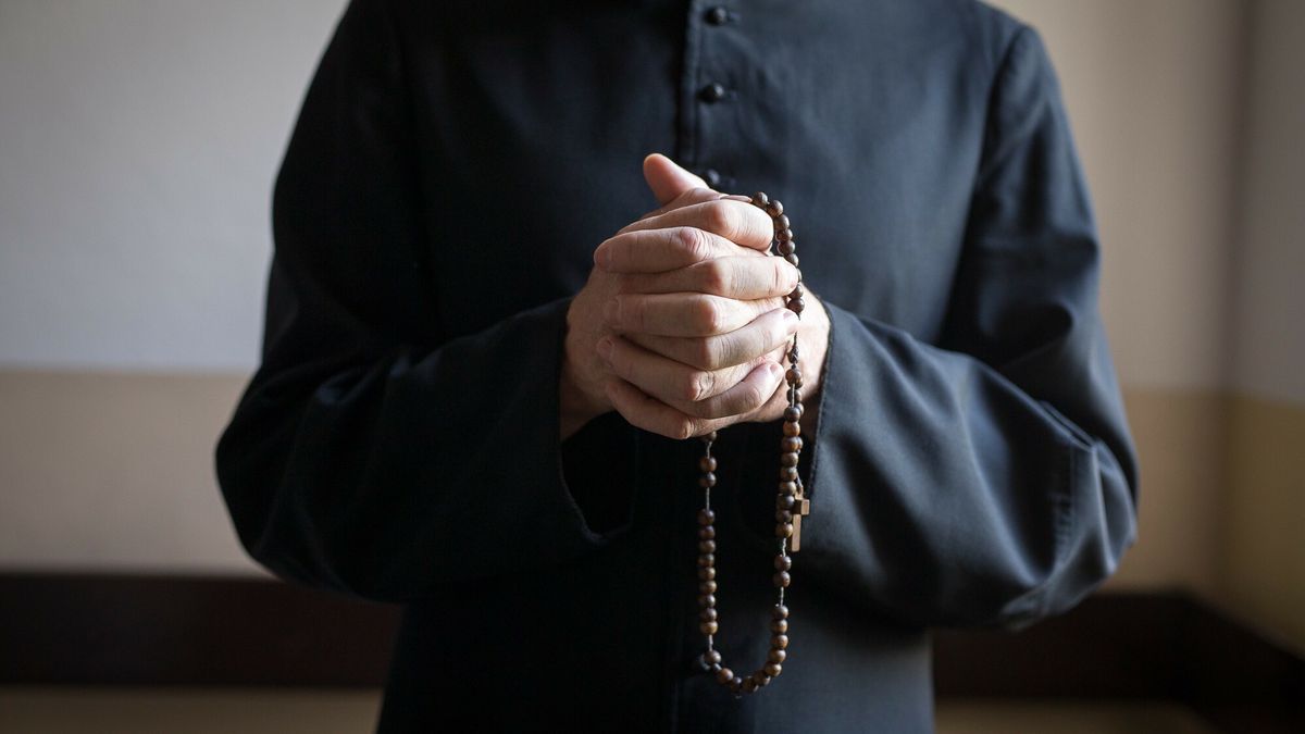 Ksiądz molestował nieletnich.